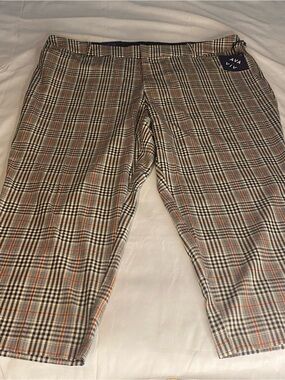 Ava & Viv Plaid Crop Pants in Black, White & Brown